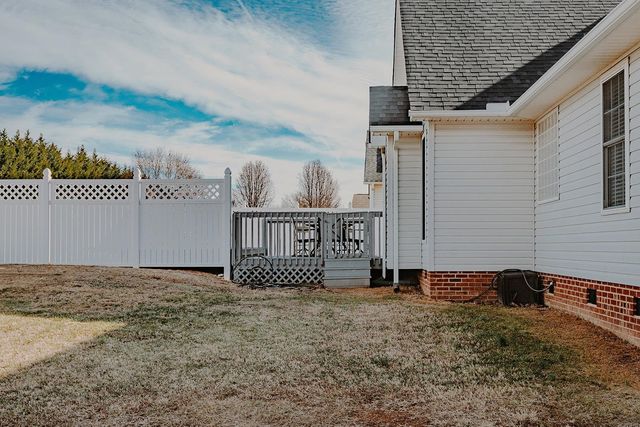 386 Grassy Pond Road, Gaffney, SC 29341