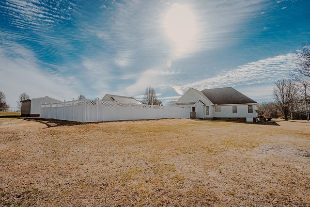 386 Grassy Pond Road, Gaffney, SC 29341