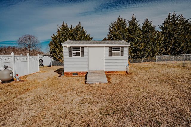 386 Grassy Pond Road, Gaffney, SC 29341