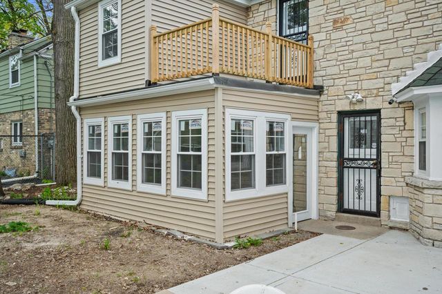5680 N 34th STREET, Milwaukee, WI 53209