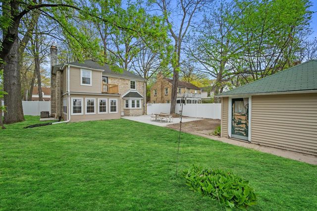 5680 N 34th STREET, Milwaukee, WI 53209