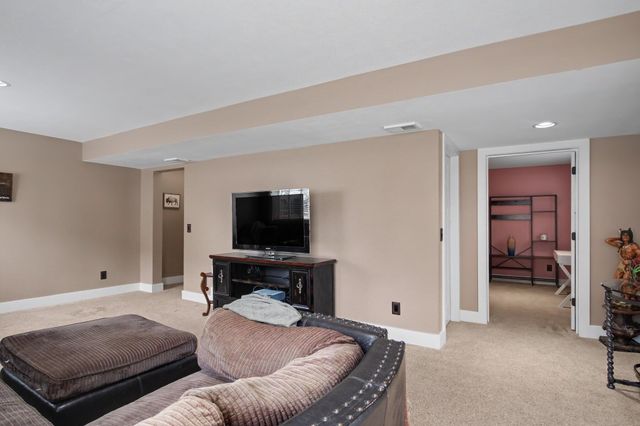 6892 Petersen Valley Drive Ne, Plainfield Twp, MI 49341