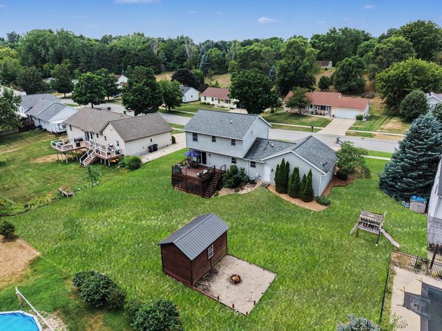 6892 Petersen Valley Drive Ne, Plainfield Twp, MI 49341