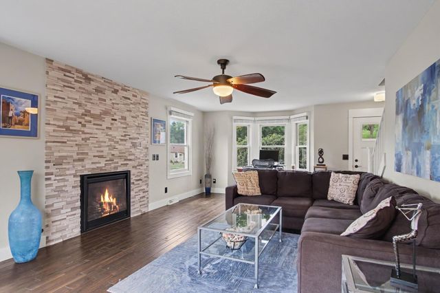 6892 Petersen Valley Drive Ne, Plainfield Twp, MI 49341
