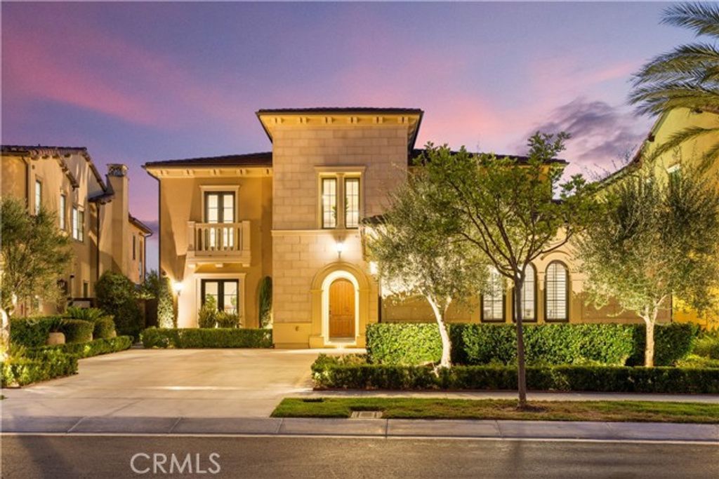 212 Clear Falls, Irvine, CA 92602