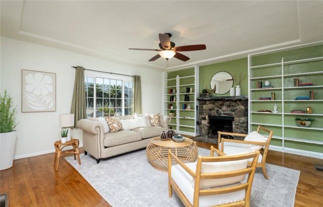 3135 Los Olivos, La Crescenta, CA 91214