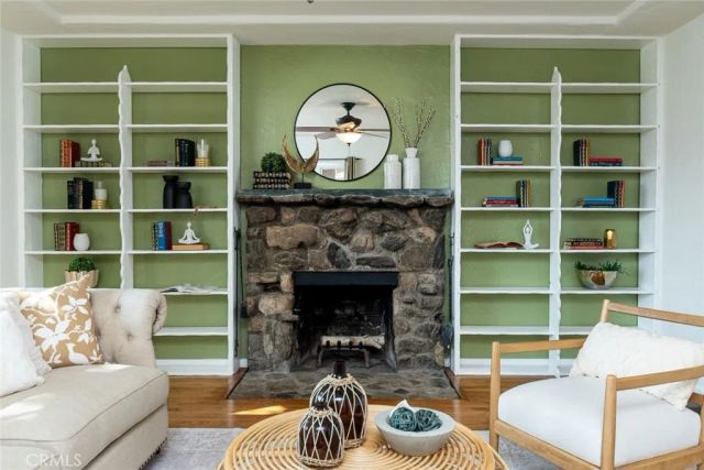 3135 Los Olivos, La Crescenta, CA 91214