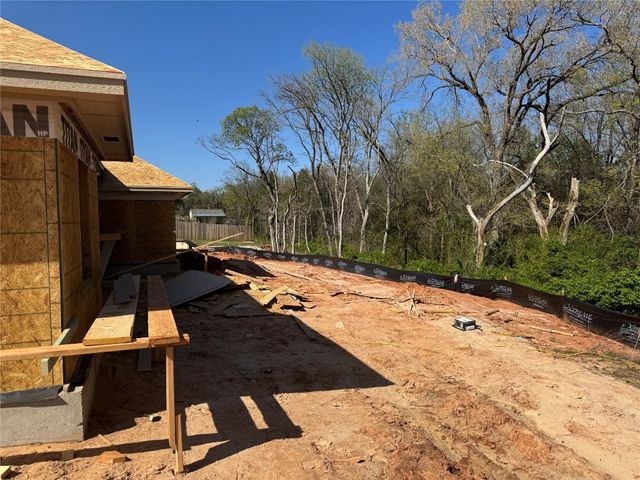 111 Firethorn Way, Noble, OK 73068