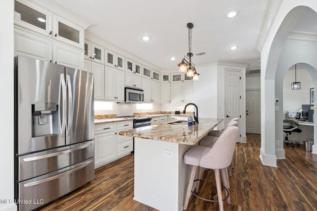 5516 Alakoko Place, Diamondhead, MS 39525