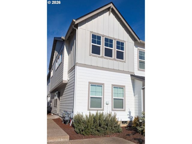 7024 Se FRASIER Ln, Hillsboro, OR 97123