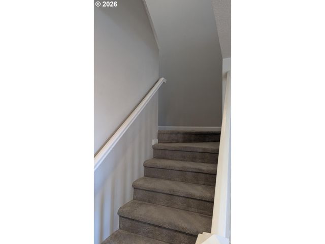 7024 Se FRASIER Ln, Hillsboro, OR 97123