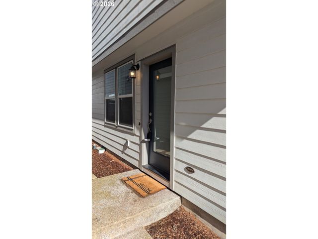 7024 Se FRASIER Ln, Hillsboro, OR 97123