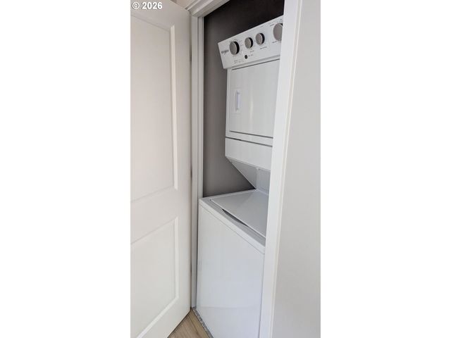 7024 Se FRASIER Ln, Hillsboro, OR 97123