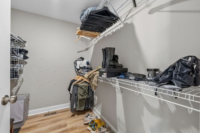 109 Morningside Dr, Clarksville, TN 37042