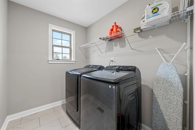 109 Morningside Dr, Clarksville, TN 37042