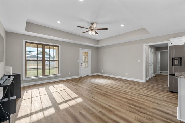 109 Morningside Dr, Clarksville, TN 37042