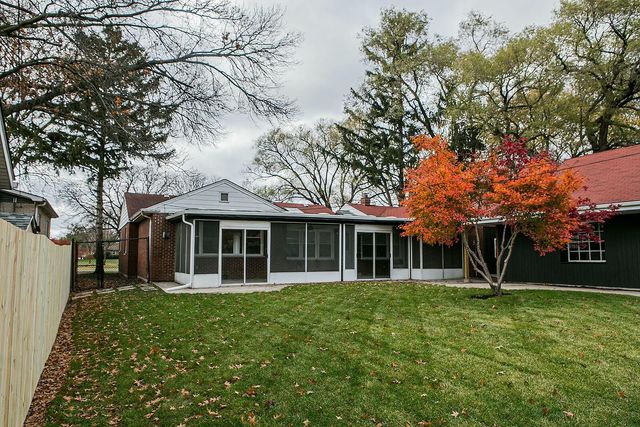 7505 Knickerbocker Pkwy, Hammond, IN 46323