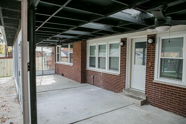 7505 Knickerbocker Pkwy, Hammond, IN 46323