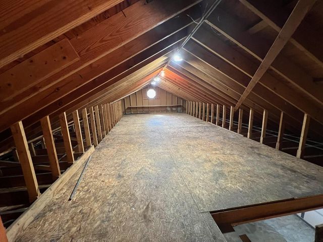 7505 Knickerbocker Pkwy, Hammond, IN 46323