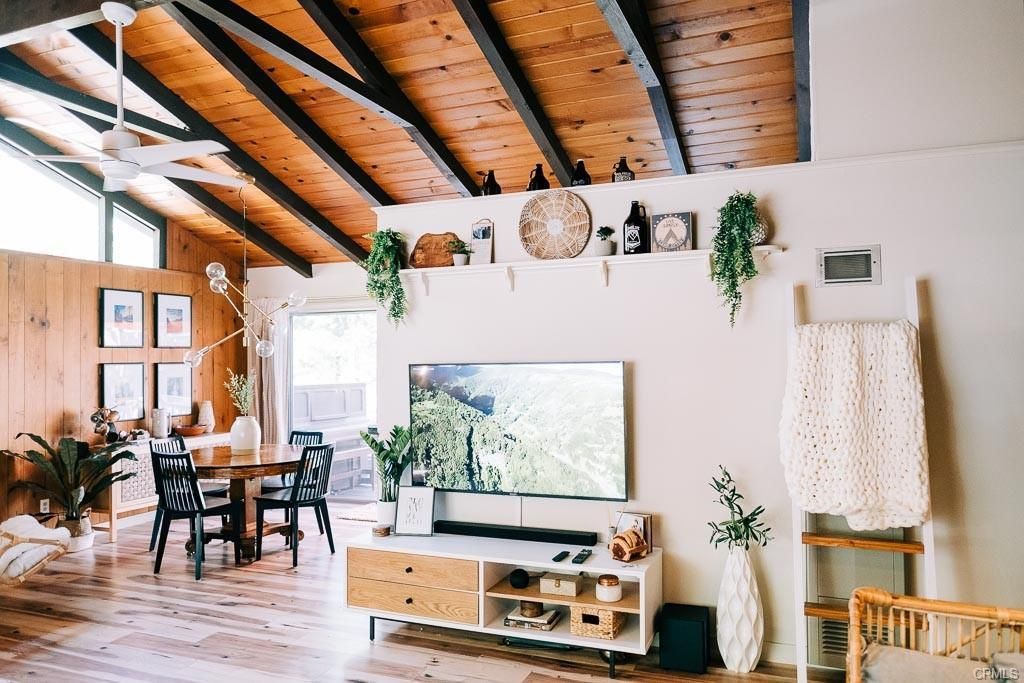 Image 2 of property listing at 39168 Hill, Bass Lake, CA 93604