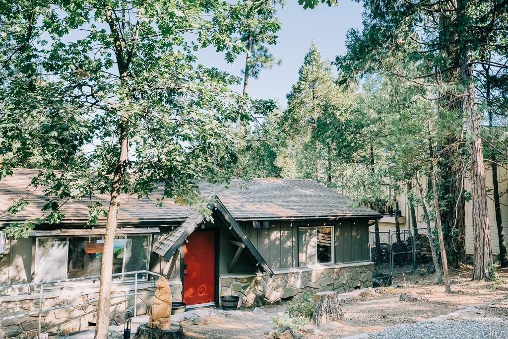 Image 43 of property listing at 39168 Hill, Bass Lake, CA 93604