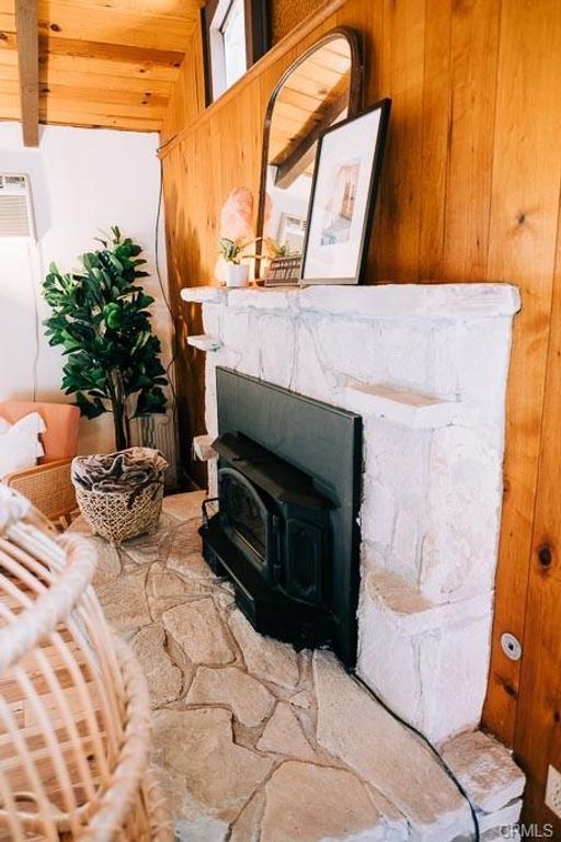 Image 9 of property listing at 39168 Hill, Bass Lake, CA 93604