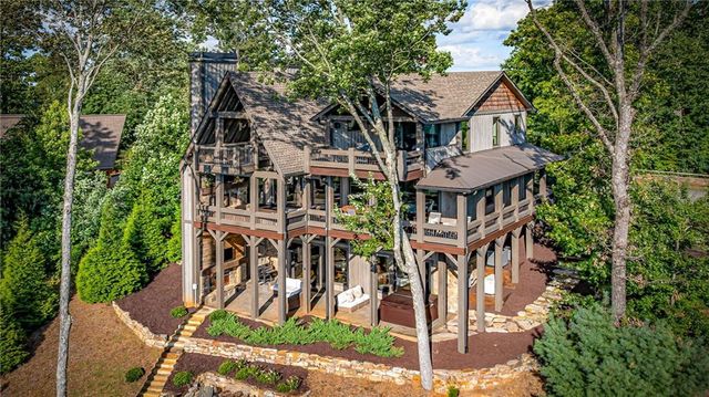 520 Overlook Drive, Blue Ridge, GA 30513