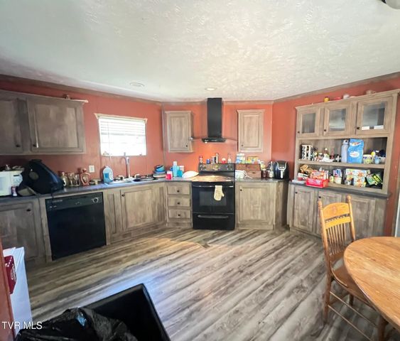 192 Morey Hyder Road, Johnson City, TN 37601