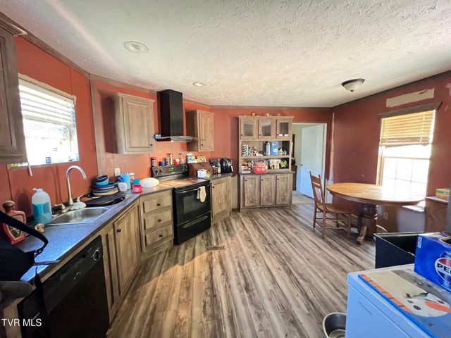 192 Morey Hyder Road, Johnson City, TN 37601