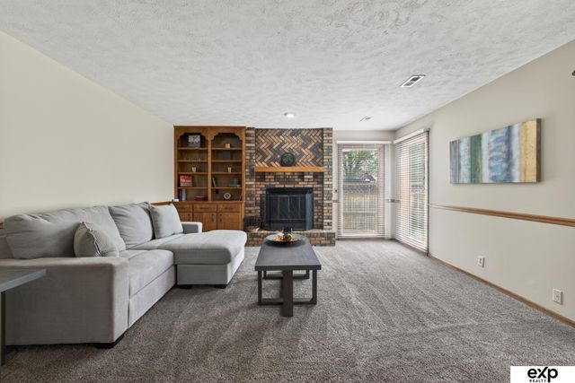 15017 Pepperwood Drive, Omaha, NE 68154