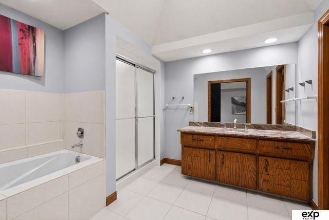 15017 Pepperwood Drive, Omaha, NE 68154