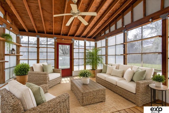 15017 Pepperwood Drive, Omaha, NE 68154