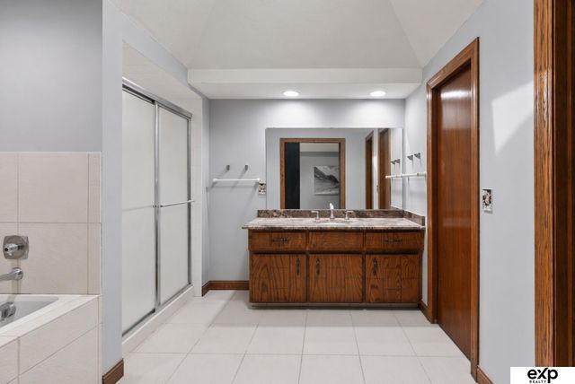 15017 Pepperwood Drive, Omaha, NE 68154