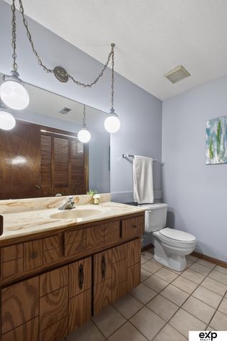 15017 Pepperwood Drive, Omaha, NE 68154