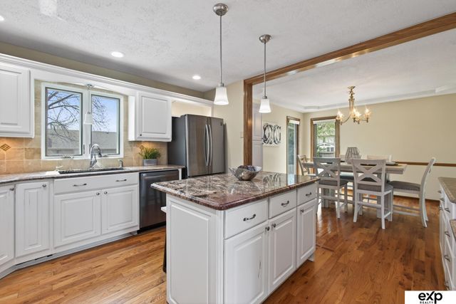 15017 Pepperwood Drive, Omaha, NE 68154