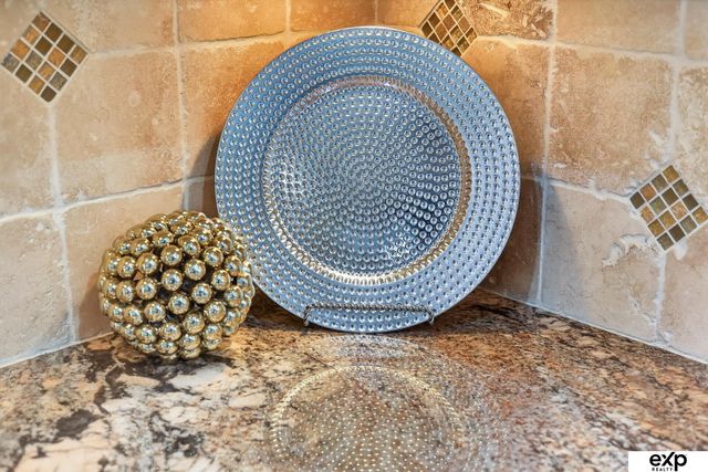 15017 Pepperwood Drive, Omaha, NE 68154