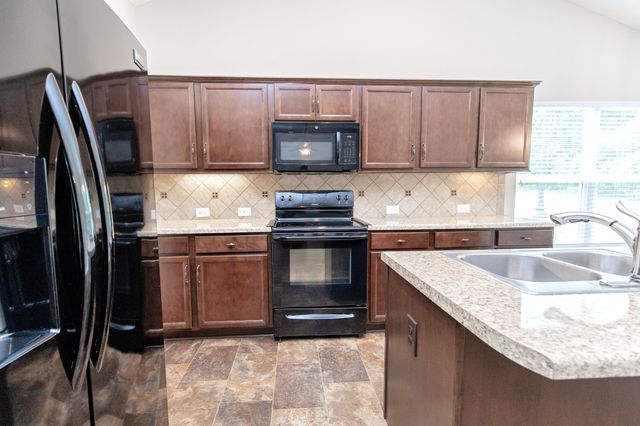 395 Devon Chase Hl Unit 6001, Gallatin, TN 37066