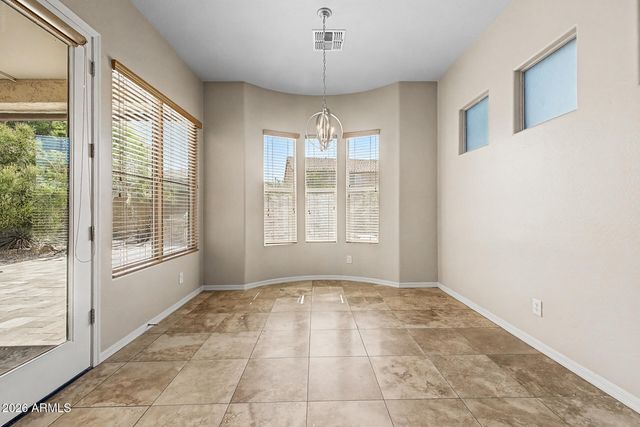 2023 W CHIMNEY ROCK Road, Phoenix, AZ 85085