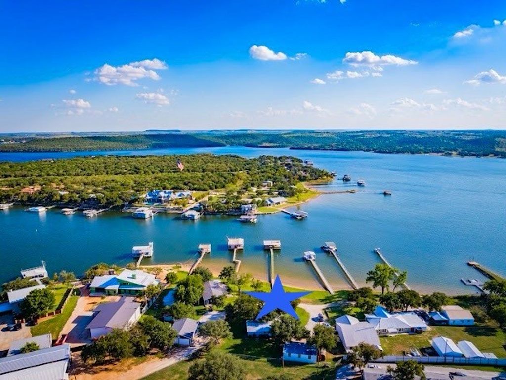 4713 Fox Hollow Road, Possum Kingdom Lake, TX 76450
