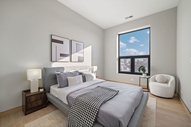 466 N Paulina Street 203, Chicago, IL 60622