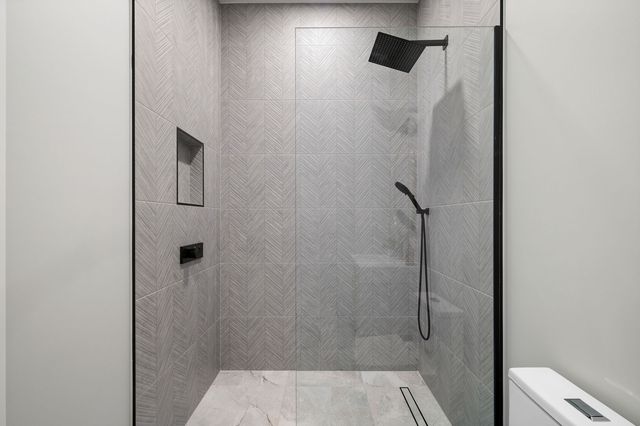 466 N Paulina Street 203, Chicago, IL 60622