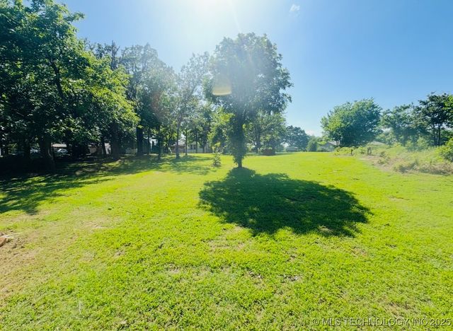 4892 S 369th West Avenue, Mannford, OK 74044