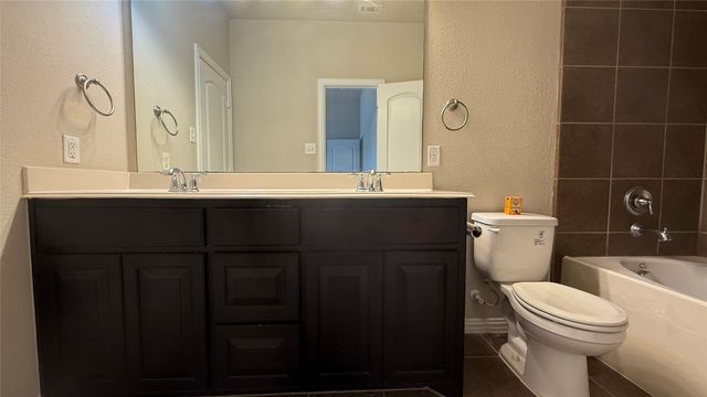 173 Barrington Lane, Lewisville, TX 75067