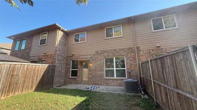 173 Barrington Lane, Lewisville, TX 75067