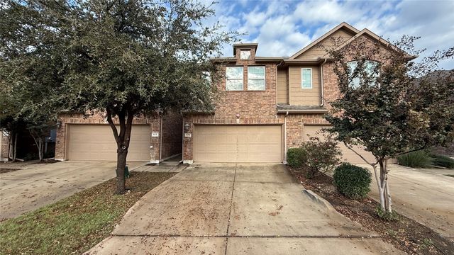 173 Barrington Lane, Lewisville, TX 75067