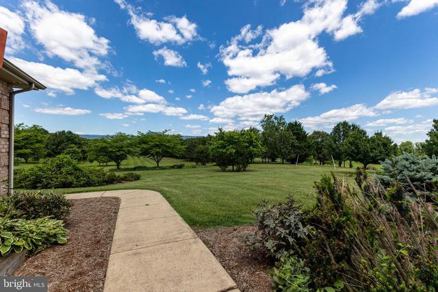 825 PARKVIEW ESTATES RD, Luray, VA 22835