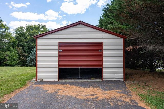 825 PARKVIEW ESTATES RD, Luray, VA 22835