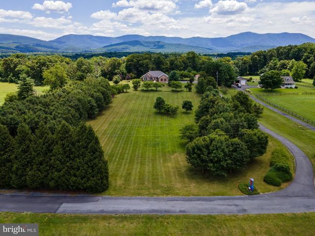 825 PARKVIEW ESTATES RD, Luray, VA 22835