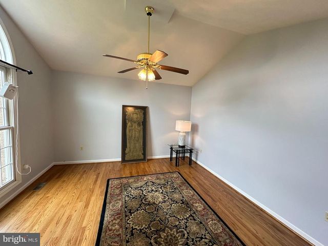 825 PARKVIEW ESTATES RD, Luray, VA 22835