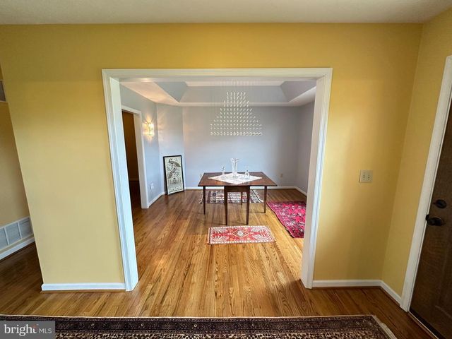 825 PARKVIEW ESTATES RD, Luray, VA 22835